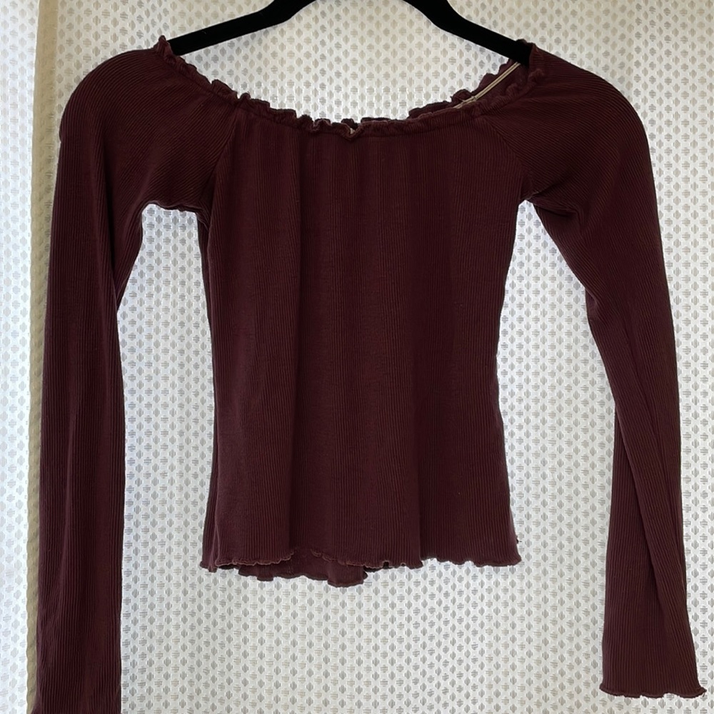 OVER SHOULDER CROP LONG SLEEVE